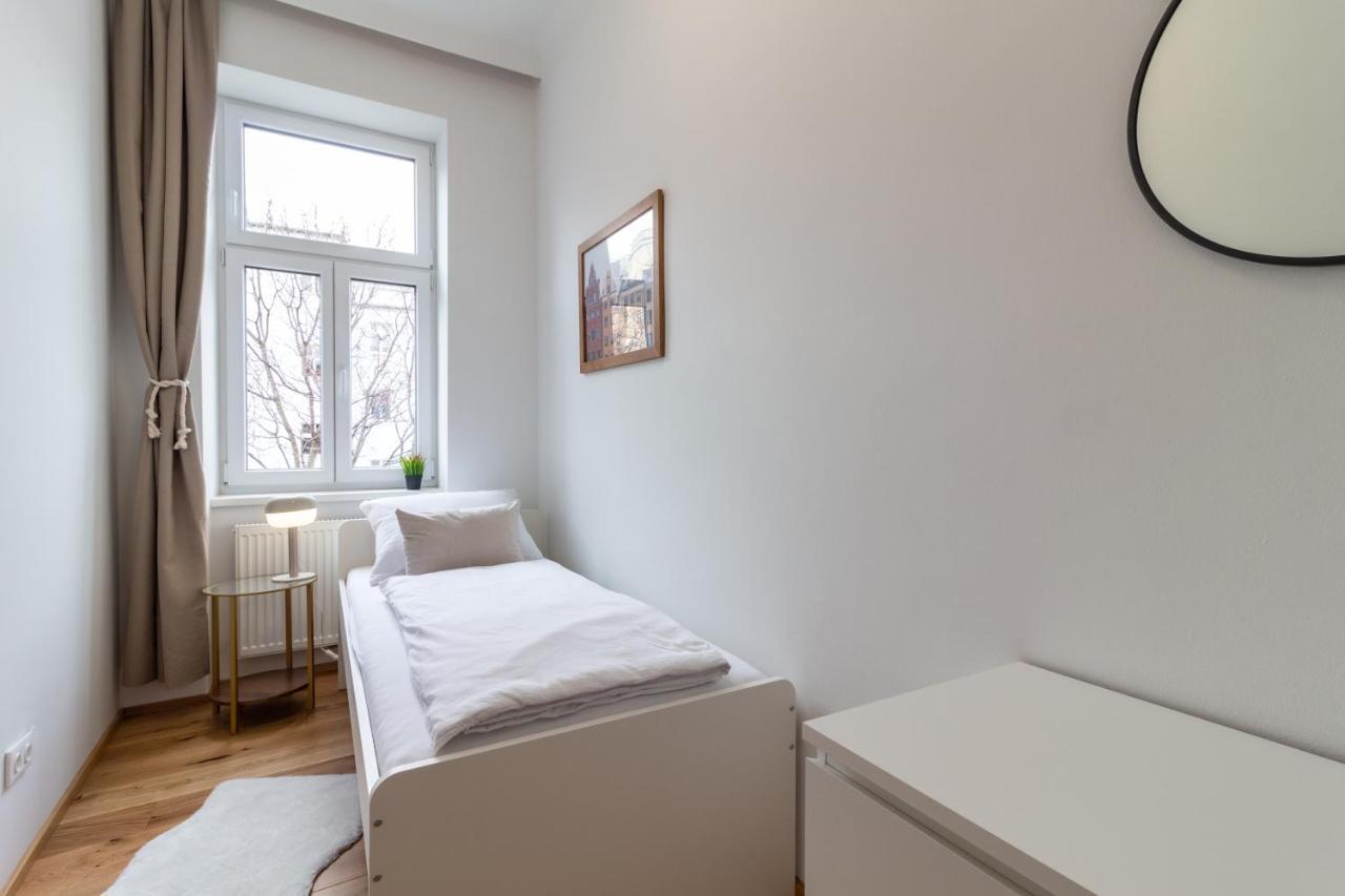 Cozy, Generous City Apartment - 10 Min To City-Centre - Contactless 24H Check-In Viena Exterior foto
