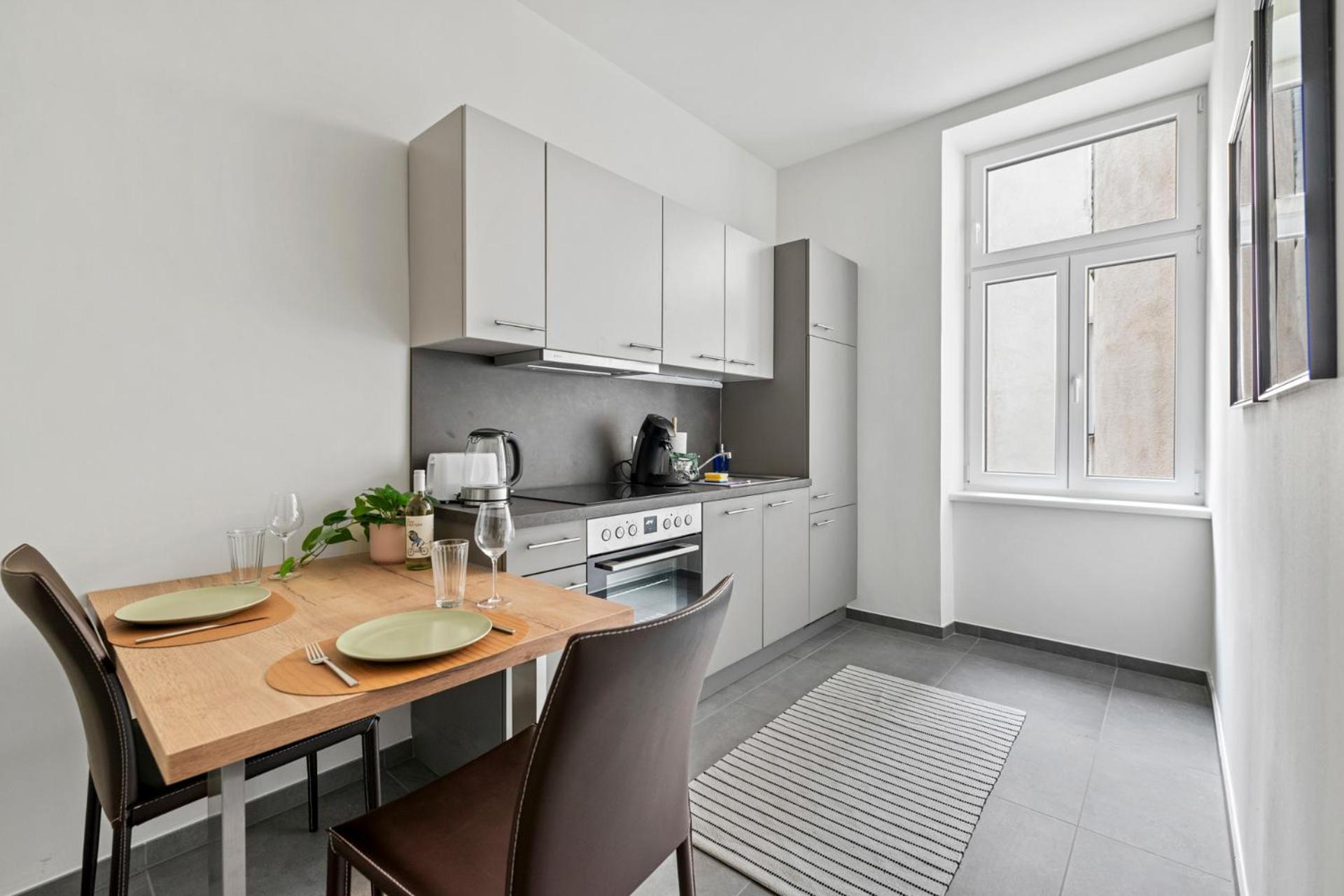 Cozy, Generous City Apartment - 10 Min To City-Centre - Contactless 24H Check-In Viena Exterior foto