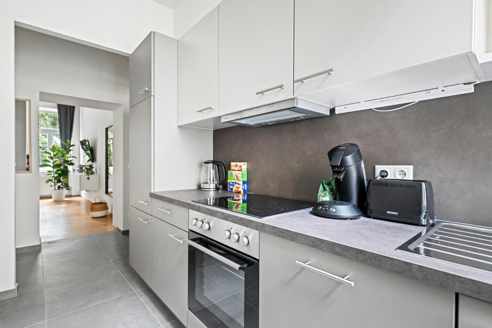 Cozy, Generous City Apartment - 10 Min To City-Centre - Contactless 24H Check-In Viena Exterior foto